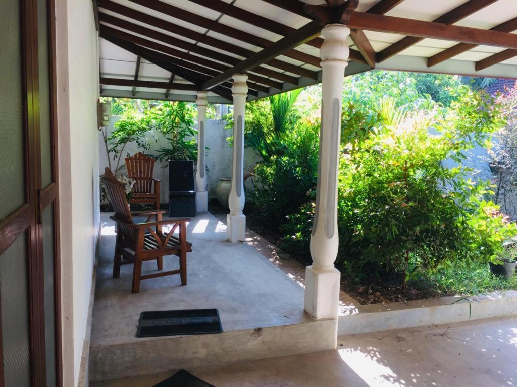 Villa Ceylon Home Unawatuna Bagian luar foto